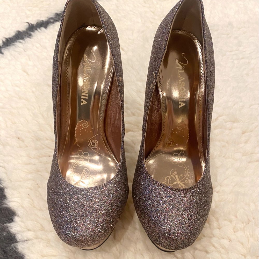 Womens Rose Gold Glitter Pump - Picture 5 of 10
